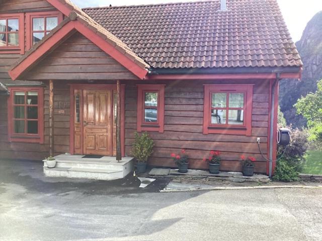 Espes Residens Apartamento Odda Exterior foto